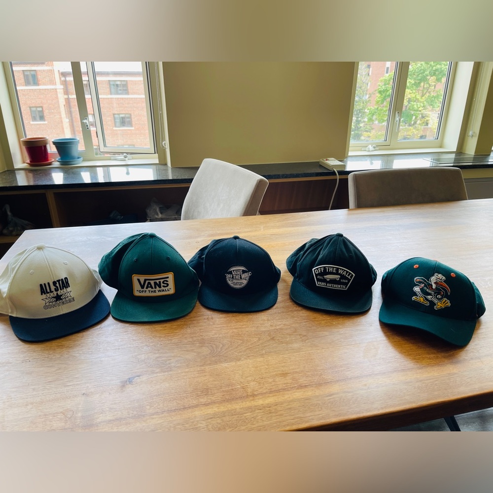 Baseball Caps Bundle x5 Vans Converse